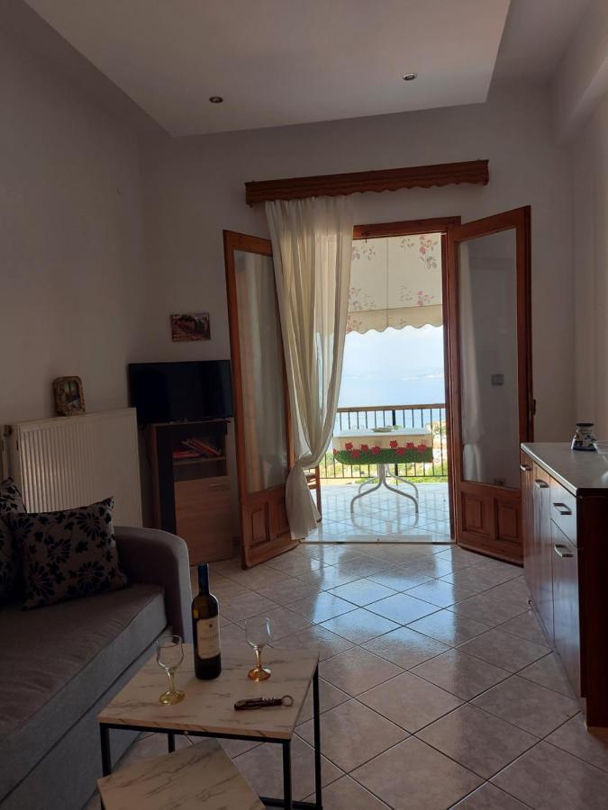 George'S Apartment Loutraki  외부 사진