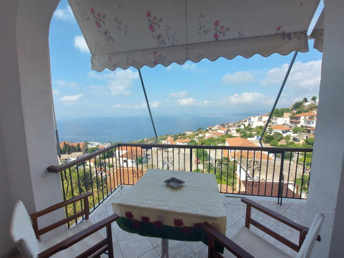 George'S Apartment Loutraki  외부 사진
